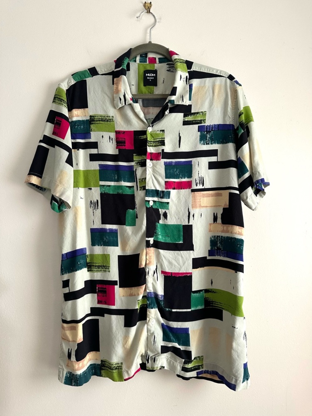 Nuon • Relaxed Fit‎ Viscose Multicolor Abstract Shirt
